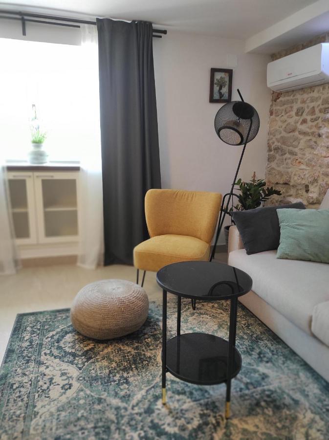 Stone House, Svirce, Hvar Luaran gambar