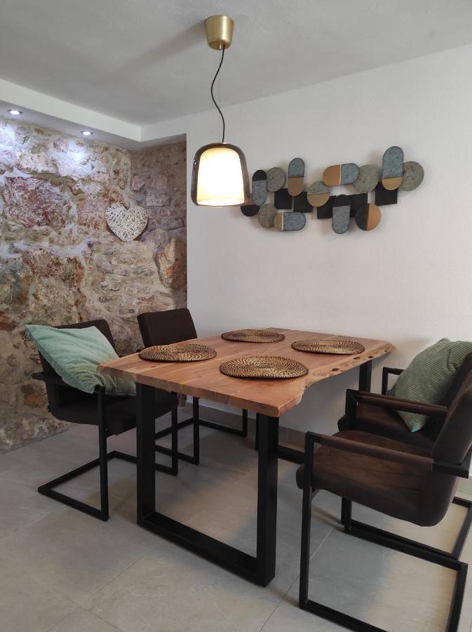 Stone House, Svirce, Hvar Luaran gambar