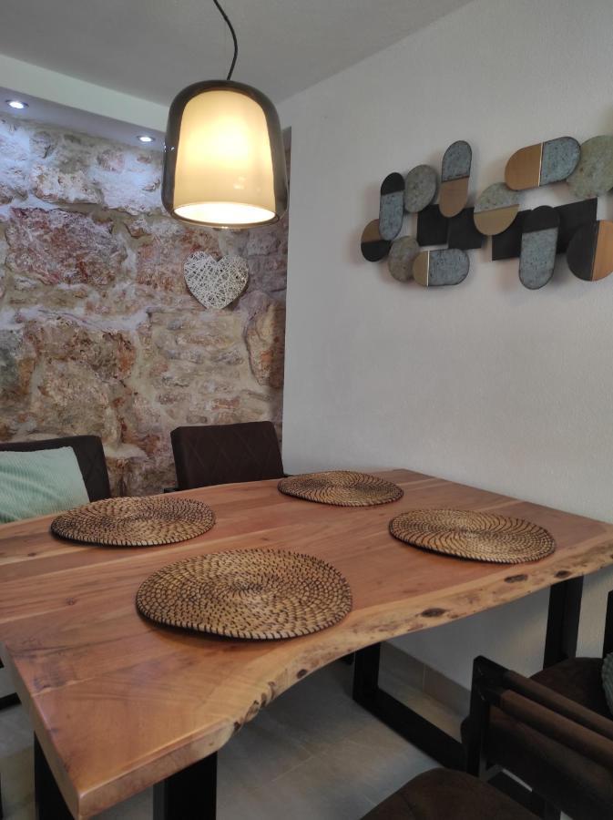 Stone House, Svirce, Hvar Luaran gambar
