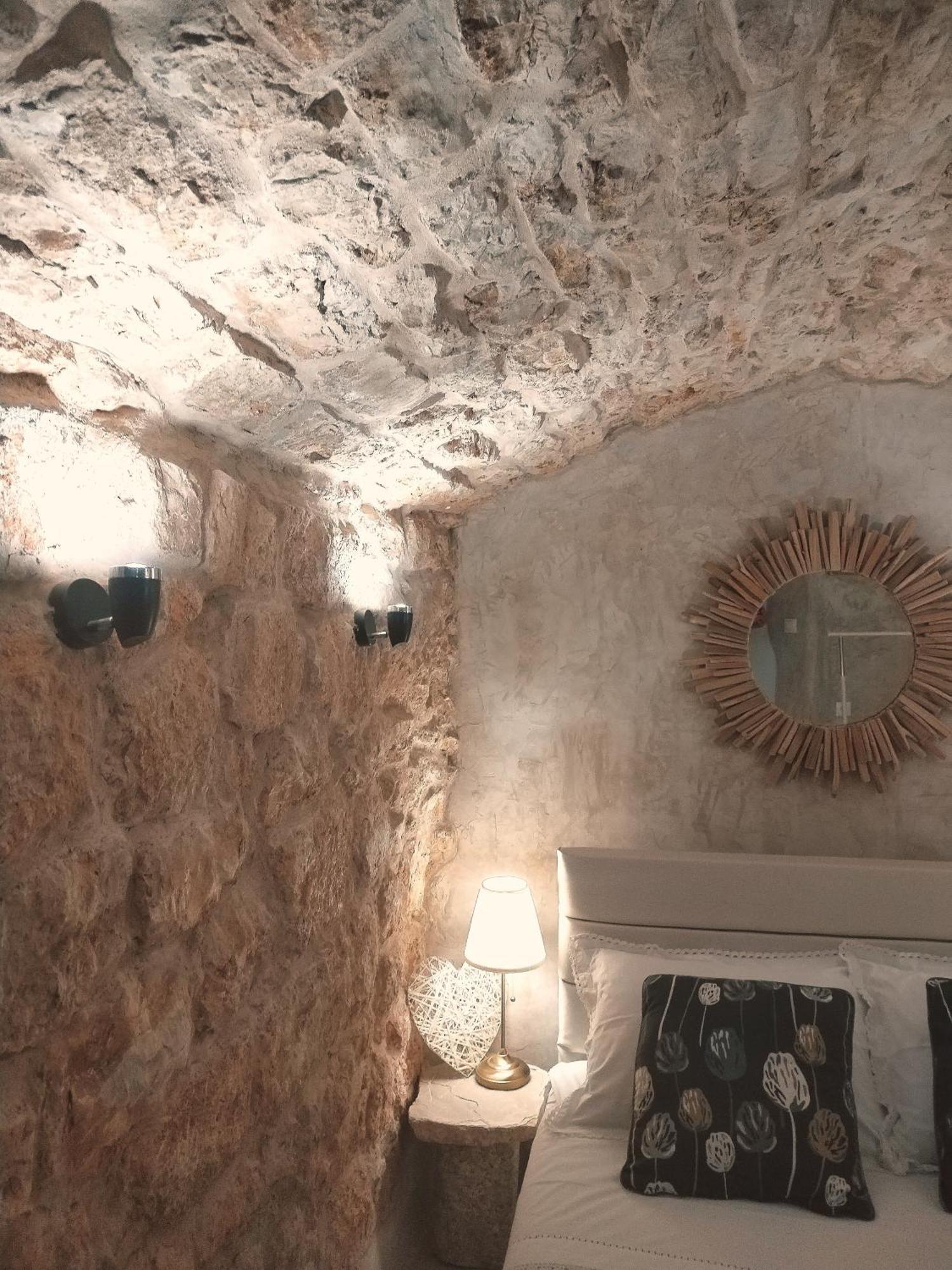 Stone House, Svirce, Hvar Luaran gambar
